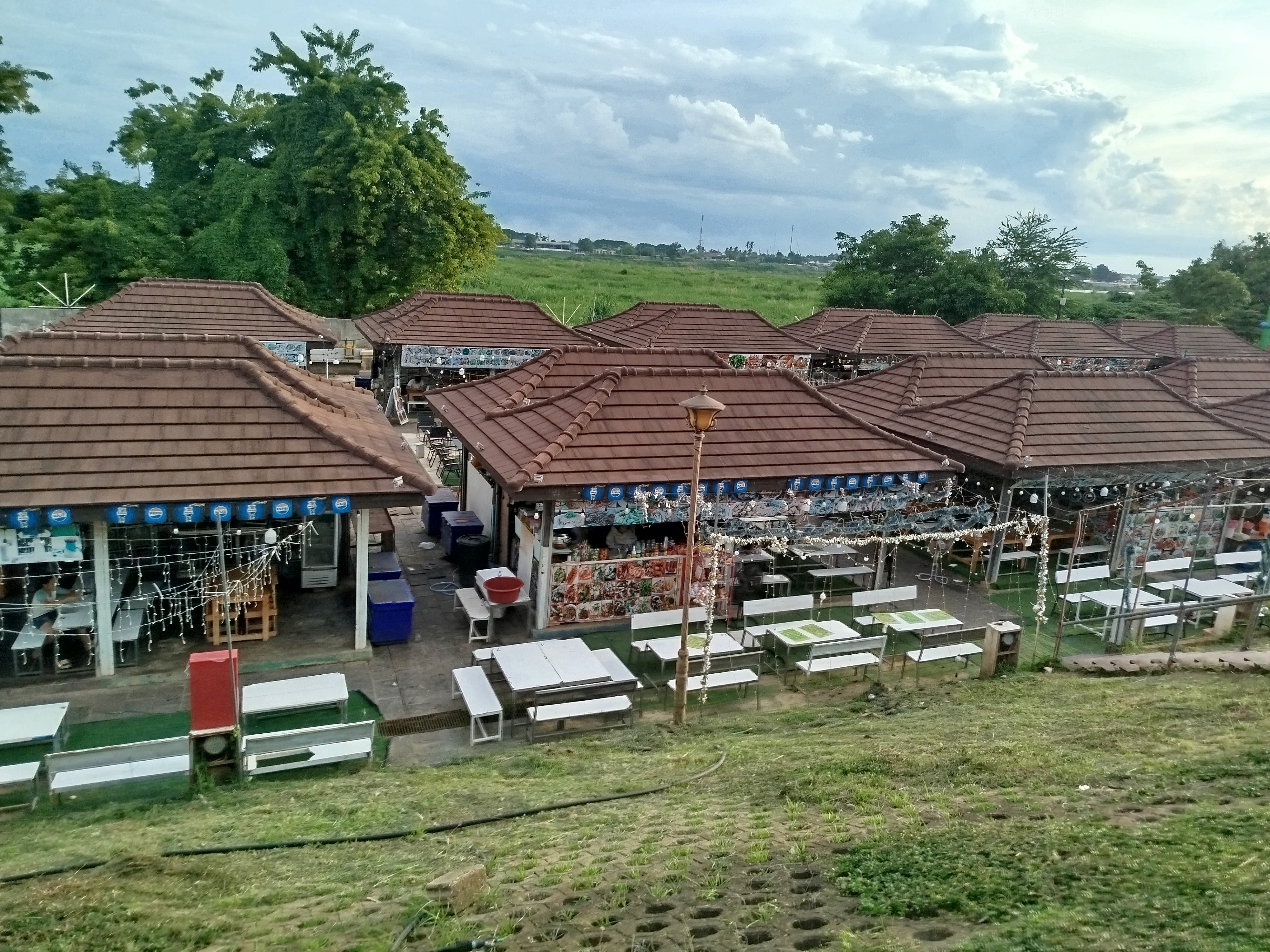 ທິວທັດຕາເວັນຕົກດິນຂອງແມ່ນ້ຳຂອງ (Vientiane sunset) ຈາກສວນເຈົ້າອະນຸວົງ